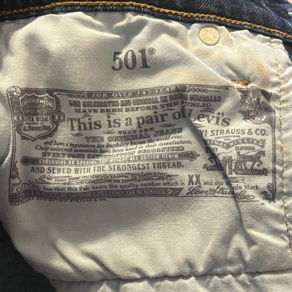 Levi’s 501 medium wash button fly cut off denim shorts - Picture 11 of 11